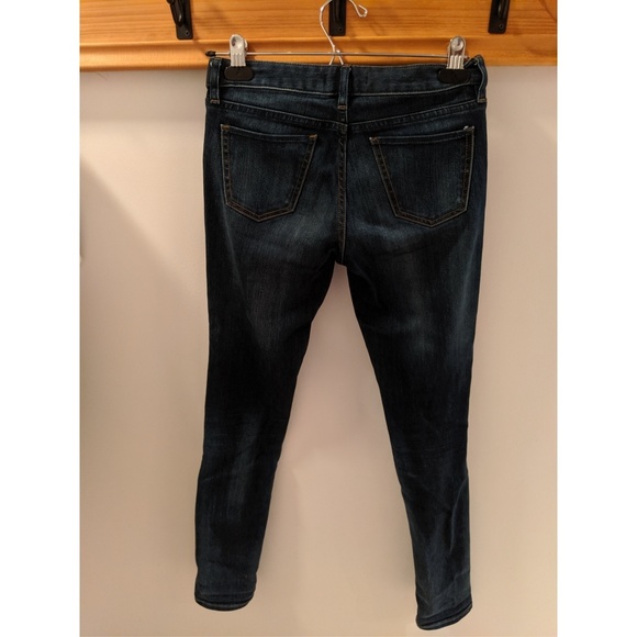 Uniqlo true blue wash skinny jeans, size 24 - Picture 2 of 3